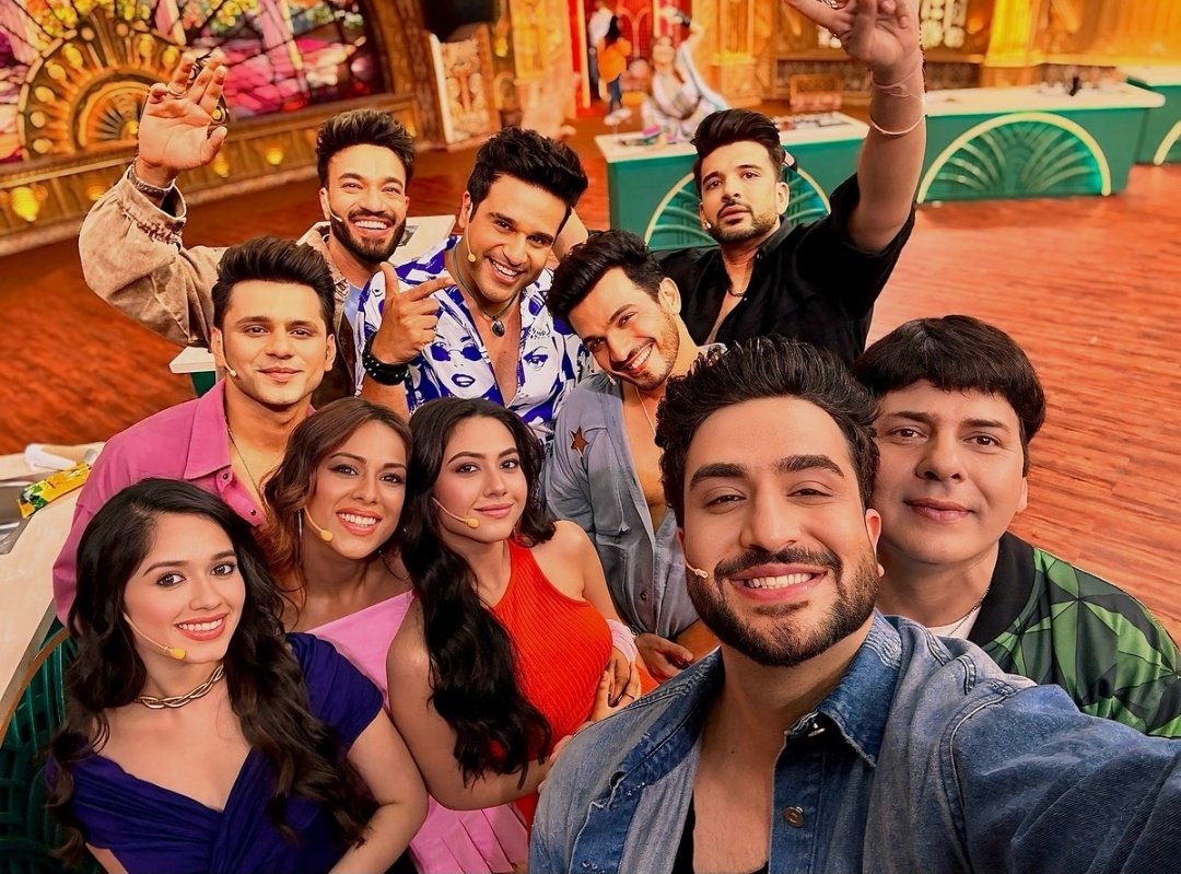 Old cast of LC>>>>>>>>
Missing this chaos fun loving mastikhor good chef🥺❤️
#LaughterChef