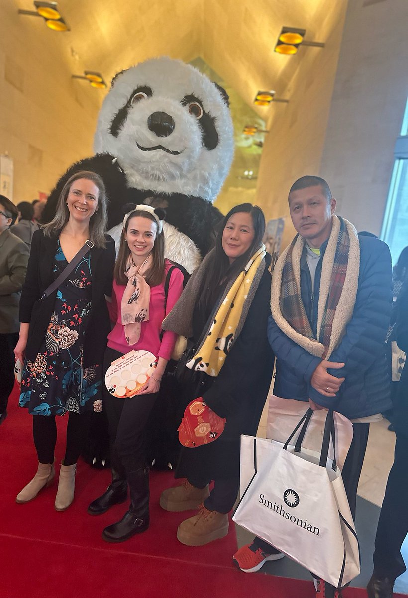 somesay's tweet photo. #Panda celebration!

#dcpanda #giantpandas #pandas https://t.co/9AsxfBpug7