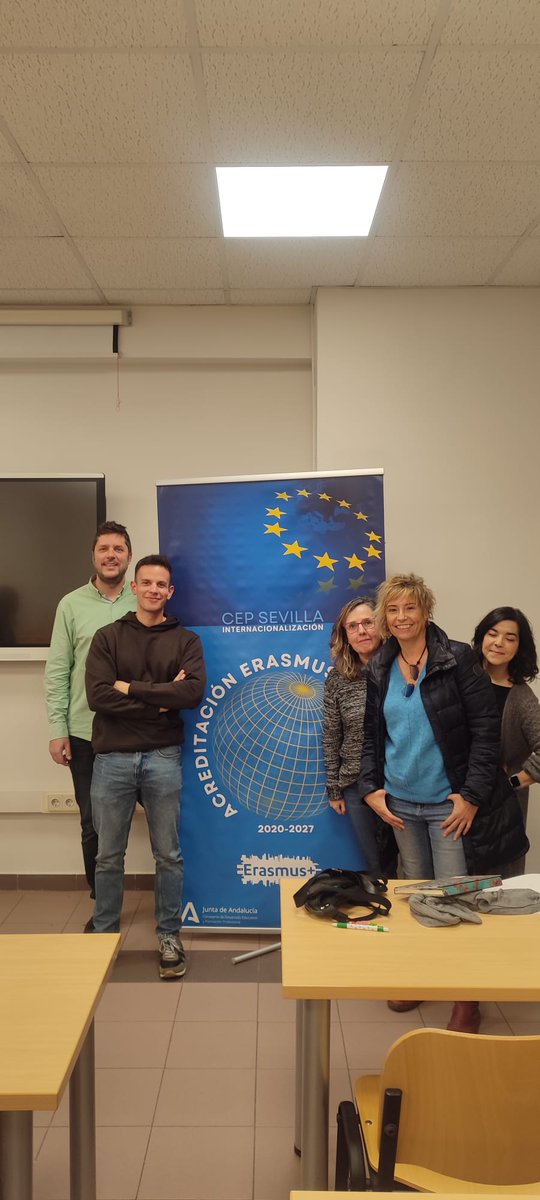 REUNIÓN DEL CONSORCIO CELEBRADA EL 23 DE ENERO DE 2025
Nuestros docentes Ana Belén y Juan, asisten a la reunión celebrada en el Centro de Profesorado de Sevilla donde conocieron que realizarán una visita de observación a dos centros de Italia. <a href="/CEPdeSevilla/">CEP de Sevilla</a> <a href="/sepiegob/">SEPIE</a>