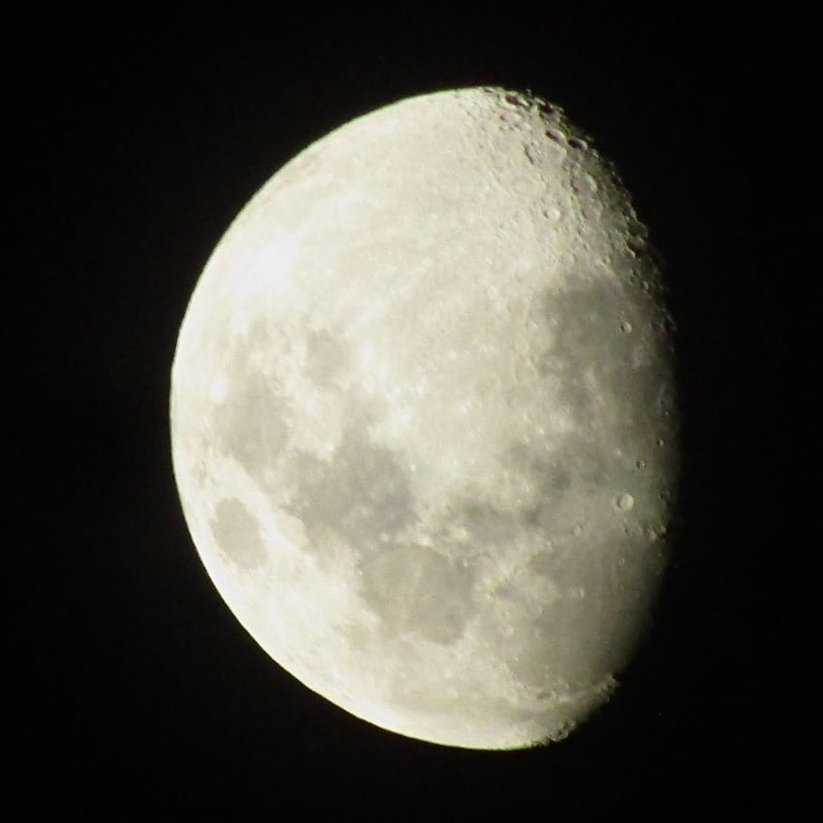 octobersfilm's tweet photo. been taking pictures of the moon a lot lately — there's just something about the way it looks from this little village where i’ve been living in https://t.co/MDlfiK0i6r