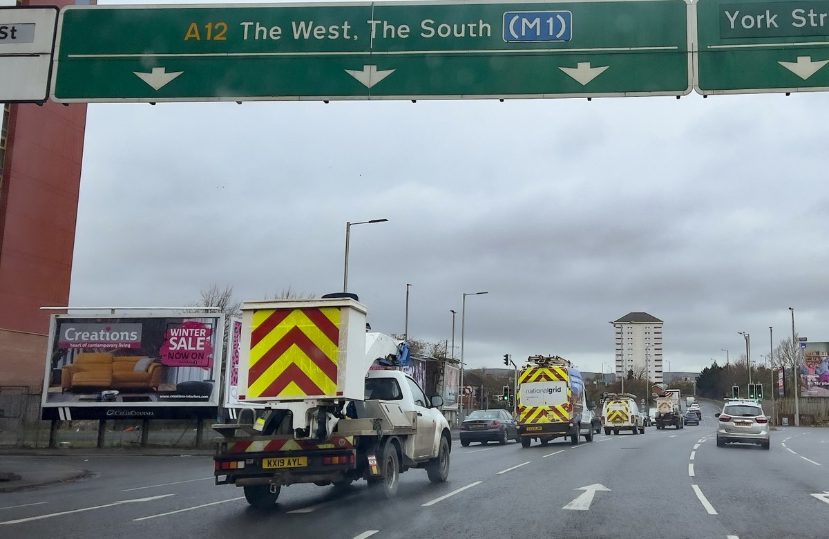The National Grid has arrived in Northern Ireland this morning to assist with restoring power to homes after #StormÉowyn 

NIE says 75,000 homes are still without power for a 3rd day.

NIE has restored power to 210,000 homes as #StormHerminia arrives <a href="/BelTel/">Belfast Telegraph</a>