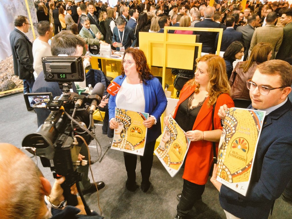 🎤Atendiendo a más medios durante la promoción de la VI edición de Rus Tierra de Visigodos en FITUR.

#Rus #Rustierradevisigodos #historia #educacion #visigodos