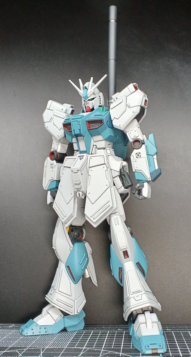 TACK_96's tweet photo. 2024年製作2機だけ

EG  1/144
     νガンダム陸戦型
HG 1/144
     ジム(イラスト風)

#ガンプラ https://t.co/q6P13xwc7q
