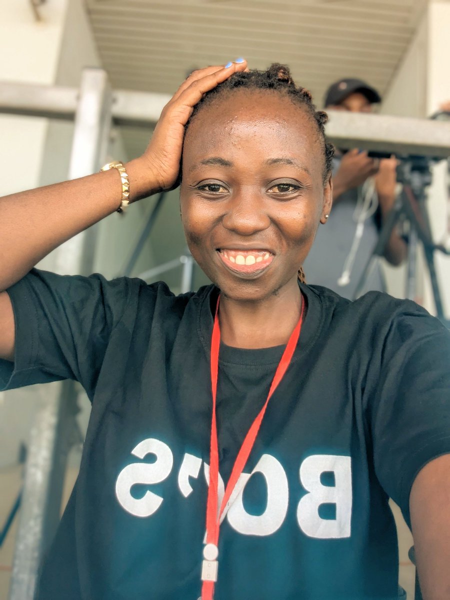 Badalfohmoh7's tweet photo. It's #gameday and I'm in the stands doing my exciting job ☺️✌🏿. https://t.co/fDEvdxbAjD