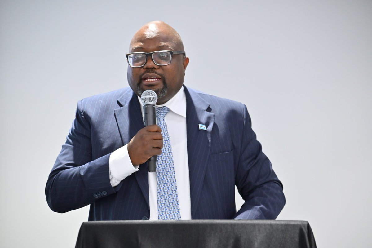 ECA_OFFICIAL's tweet photo. The retreat has reaffirmed @ECA_OFFICIAL ‘s  pivotal role in driving sustainable development, with an  emphasis on agility and urgency to deliver impactful results at scale.
#Ideas2Action 🇧🇼
@ECA_SRO_NA @ECA_SROWA @IDEPOfficial https://t.co/CivPmX3PyT