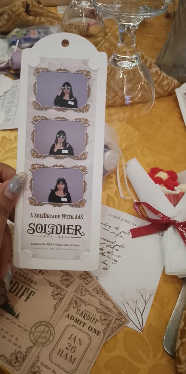 ulanxvanzanth's tweet photo. Thank you for today, Solidiers! I'm so happy to meet my old solidier friends and also met new ones! A breath from reality indeed. Salamat sa pagiging tahanan ko sa loob ng mahigit pitong taon. Mahal ko kayo palagi! ๐ซถ๐ป
#ASoliDecadeWithAAS https://t.co/LqbfeYq3Nc