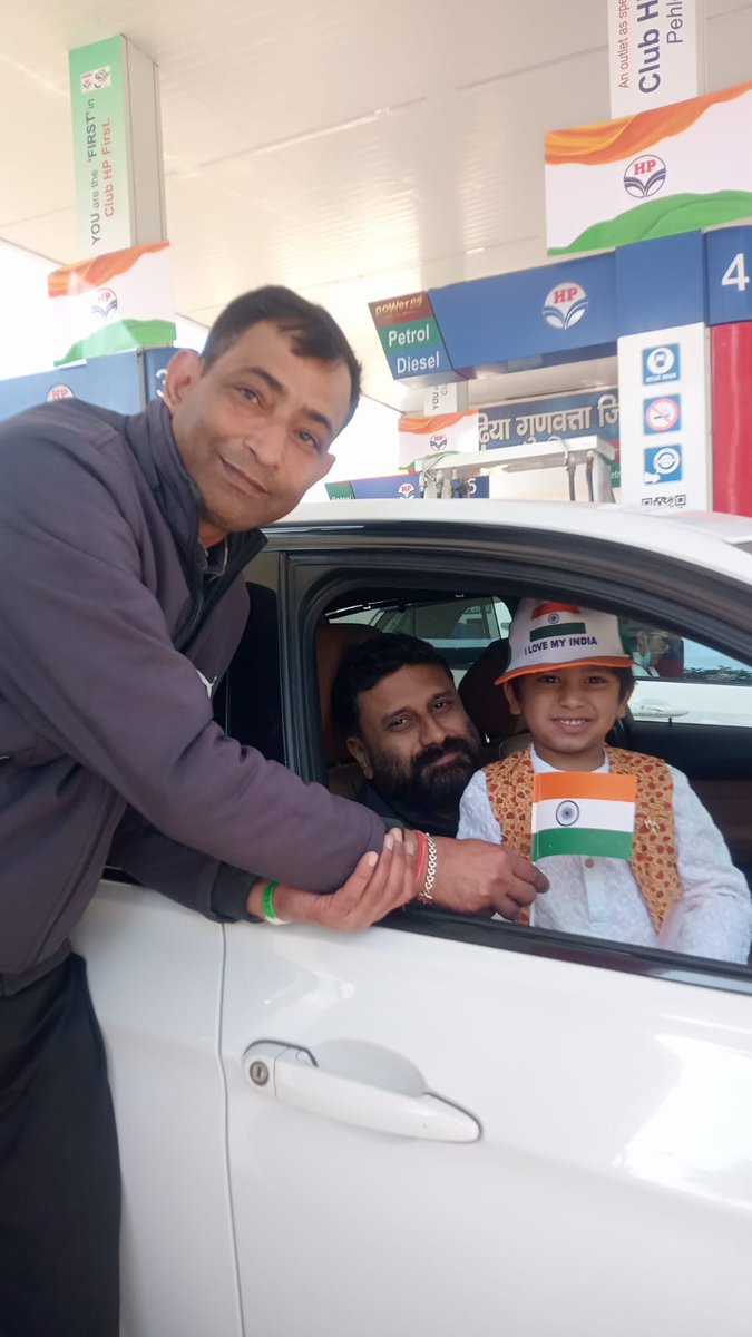 HiraFuels's tweet photo. Republic Day Celebrations at HP Hira Fuels, Sweets, Tricolor Wrist Band, Cap &amp; Flag were offered to all dear customers!!! https://t.co/0w9D52qt4a