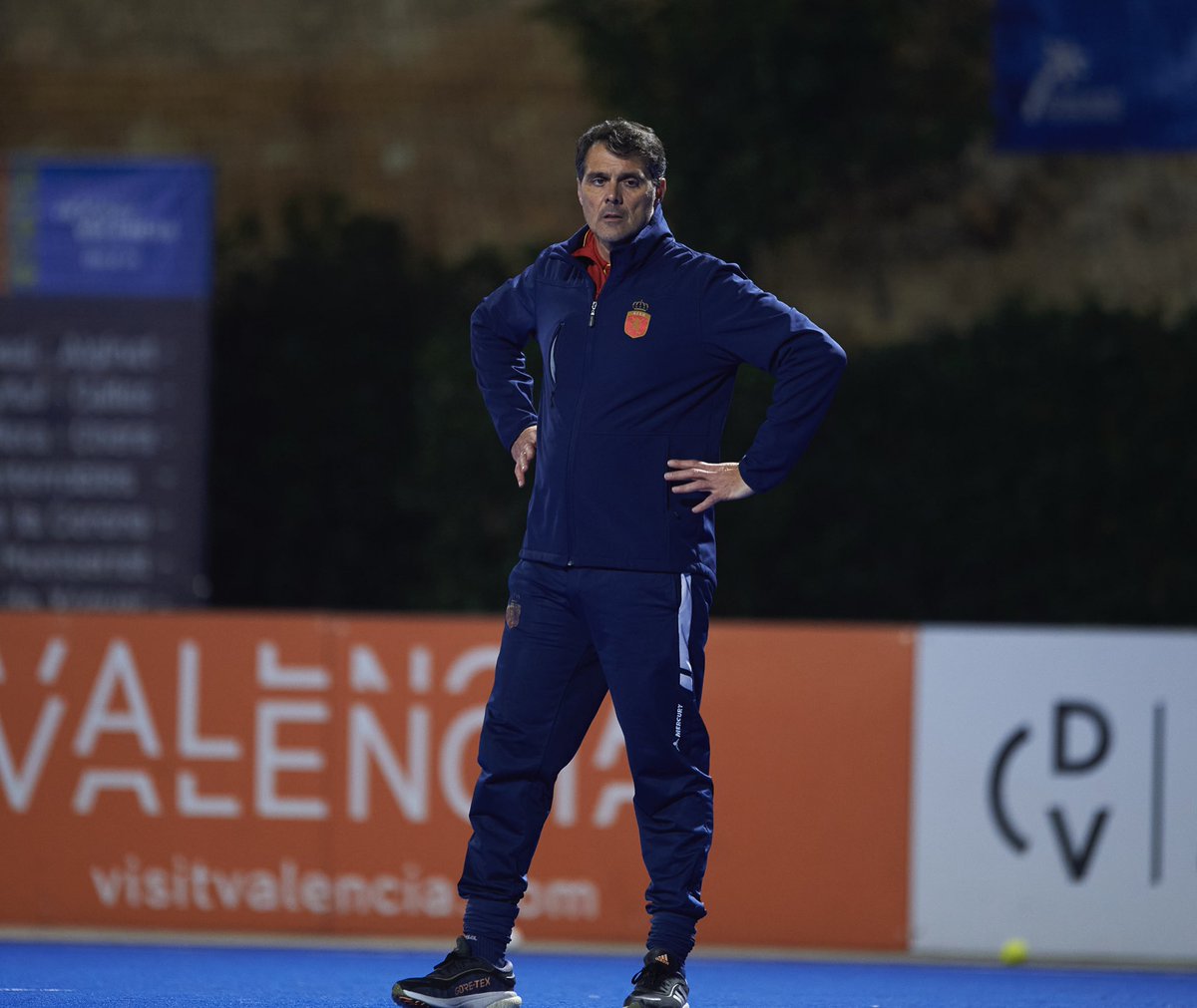 pontelasguardas's tweet photo. Fin del primer bloque de preparación en Valencia para los primeros partidos de ProLeague. 3 intensas semanas. Ahora a conquistar Australia e India, Clara, María y Jana. https://t.co/L7hMFmWHeY