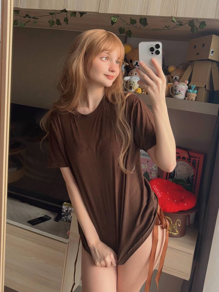 catiesanime's tweet photo. say hi for cute gf nudys in dms https://t.co/3WZvtQRY11