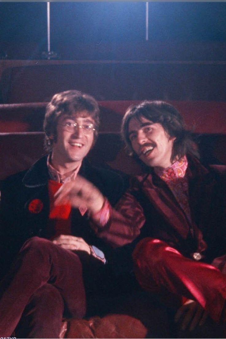 the beatles every 3 hours (@beatleshours) on Twitter photo 