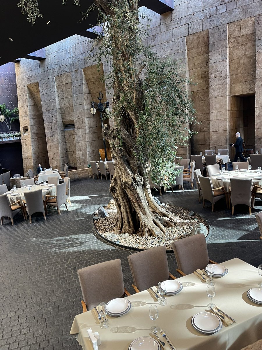 the same architect that designed babel made Maison du prunnel!!! what a talented guy!!!! Totally different style!