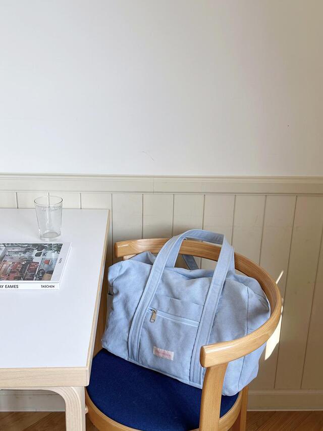 rincomma_'s tweet photo. 🚨 콤마백 new color 🌞🌞
comma, bag (8color)

선주문 기간 01.26 - 02.02
설 연휴 맞이 콤마백 무료배송 중!

그리고 정말 많이 요청 주셨던
크로스끈 옵션 추가까지 ♡ (타래 참조)

https://t.co/m4lNcJNTPc

RT추첨 한 분께 콤마백을 드려요 (컬러랜덤) 🛒 https://t.co/u2uJV1MvI8