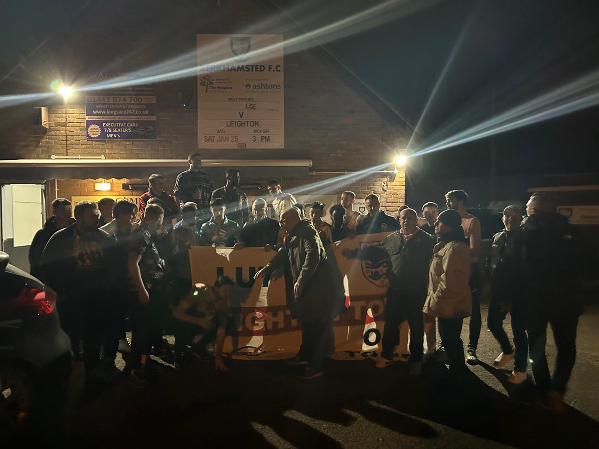 𝘼 𝙢𝙚𝙨𝙨𝙖𝙜𝙚 𝙛𝙧𝙤𝙢 𝘾𝙤-𝘾𝙝𝙖𝙞𝙧𝙨 𝙎𝙚𝙖𝙣 𝘿𝙤𝙬𝙣𝙚𝙮 𝙖𝙣𝙙 𝘿𝙖𝙣 𝙏𝙪𝙧𝙣𝙚𝙮 ❤️

Huge thanks to the 200 plus Leighton Town FC fans who made the journey to Berkhamsted FC yesterday. Fantastic atmosphere at the stadium. You were a credit to the club, as ever. A