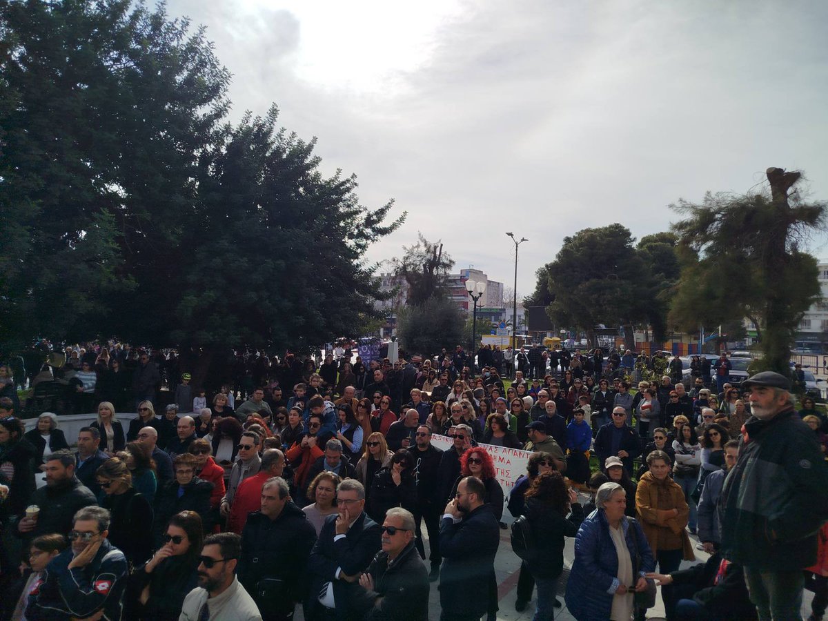 den_leei's tweet photo. #τεμπη_εγκλημα  #Τέμπη_συγκαλυψη #Δεν_Έχω_Οξυγόνο 
Κόρινθος https://t.co/S2wmWXNb6A