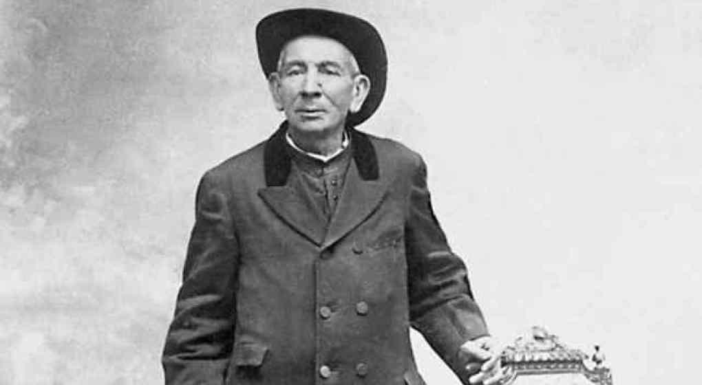 esdomina's tweet photo. El 26 de enero de 1914 murió José Gabriel Brochero en Villa del Tránsito. Luchador incansable al servicio de sus paisanos, tenía 73 años de edad y 47 de sacerdocio. En 2016 fue canonizado por la Iglesia Católica. Había nacido en Villa Santa Rosa de Río I. Un santo bien cordobés. https://t.co/ceD3E4lb24