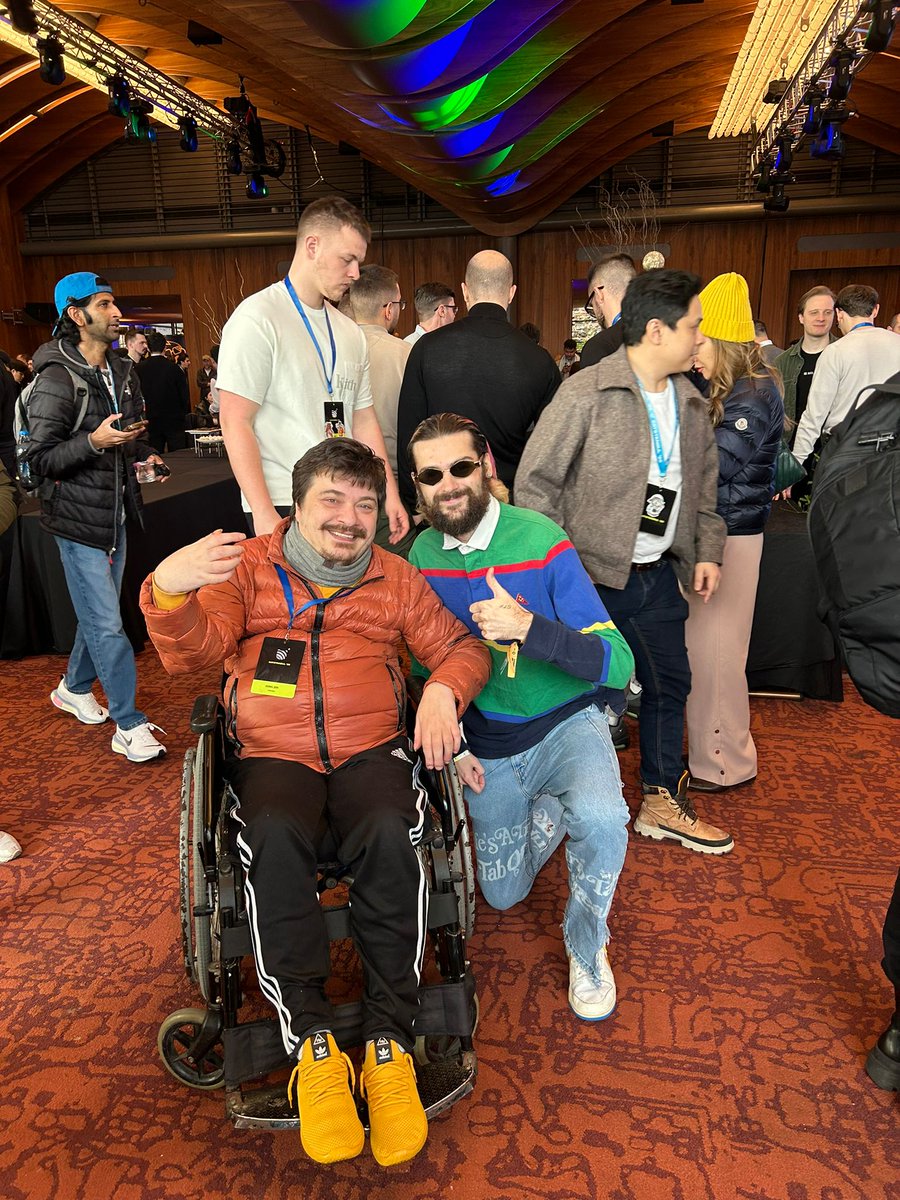 0xstickman's tweet photo. with my friend @SolJakey ♥️

Much love! https://t.co/dTBuSs9p7M