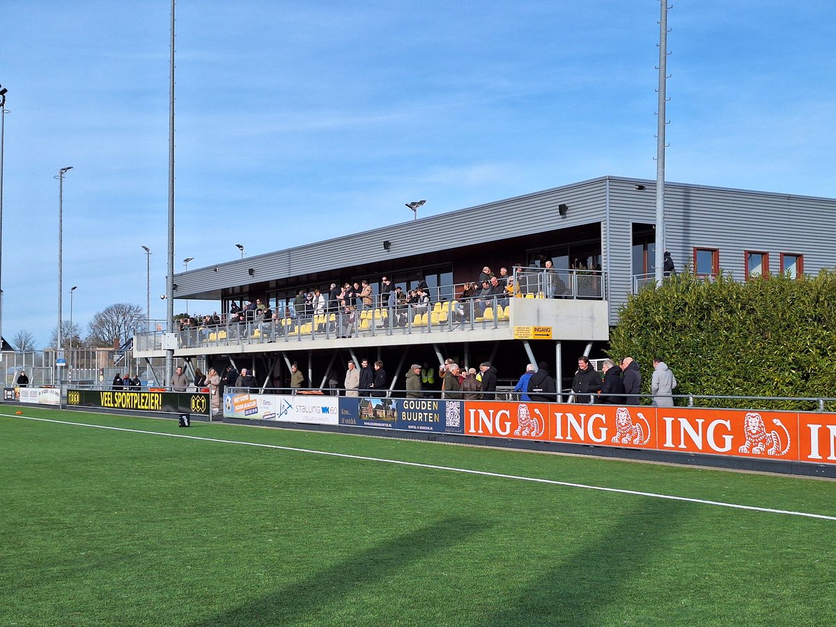 niek92jansen's tweet photo. Sportpark Het Hoge Land, Berkel en Rodenrijs 📍
Op dit fraaie sportpark nemen Derde Divisie B-middenmotors TOGB en vv Gemert het tegen elkaar op. De nr. 10 en 11 hebben 27 punten uit 19 duels ⚽
#TOGB #vvGemert #Berkel #Groundhopping #groundhoppen @togbvoetbal_1 @vvgemert https://t.co/vNF6NcLnlV