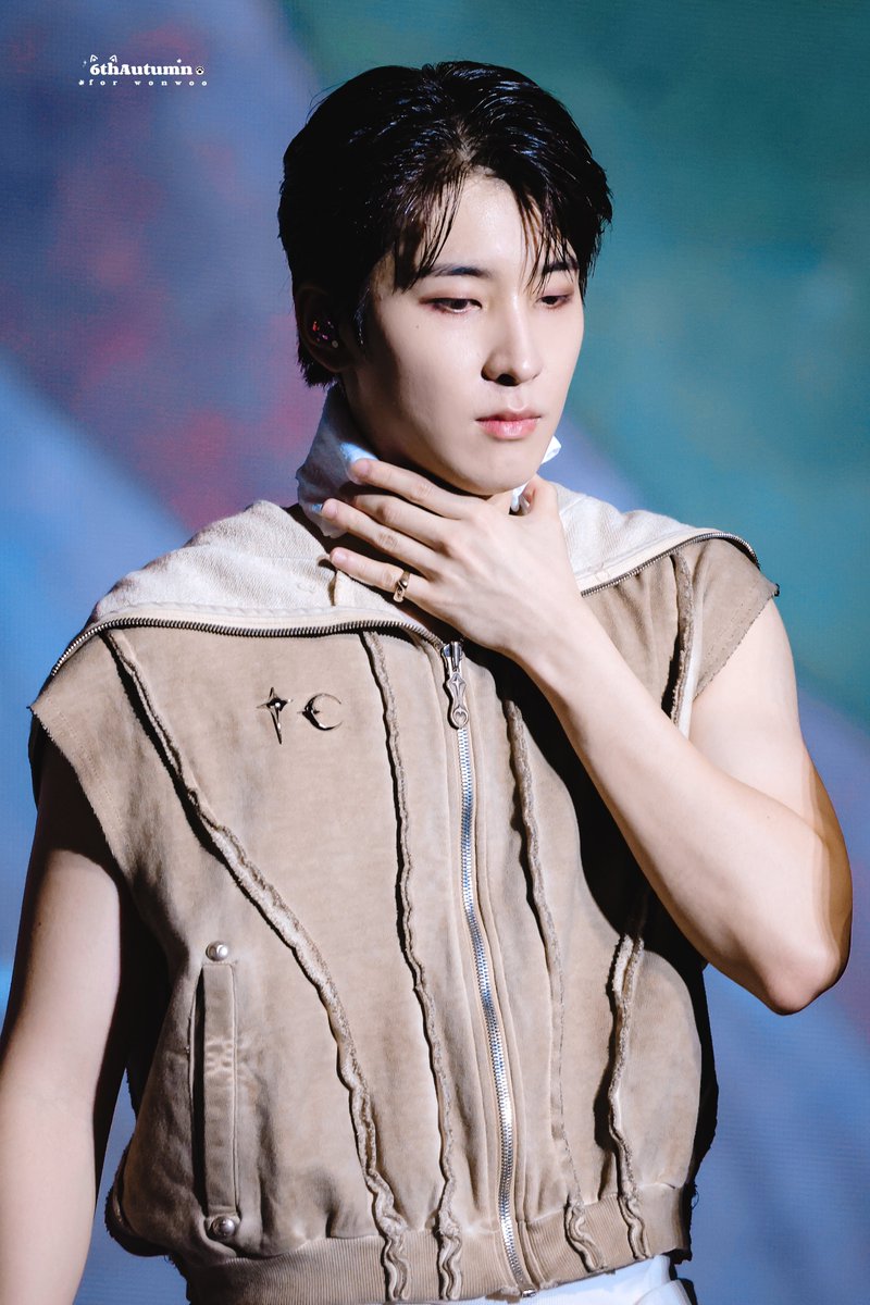 6thAutumnn's tweet photo. 250126 Singapore day2

👶🏻🫳🏻

#원우 #전원우 #WONWOO #ウォヌ
#세븐틴 #SEVENTEEN #全圆佑 https://t.co/KFGYJnfxxy