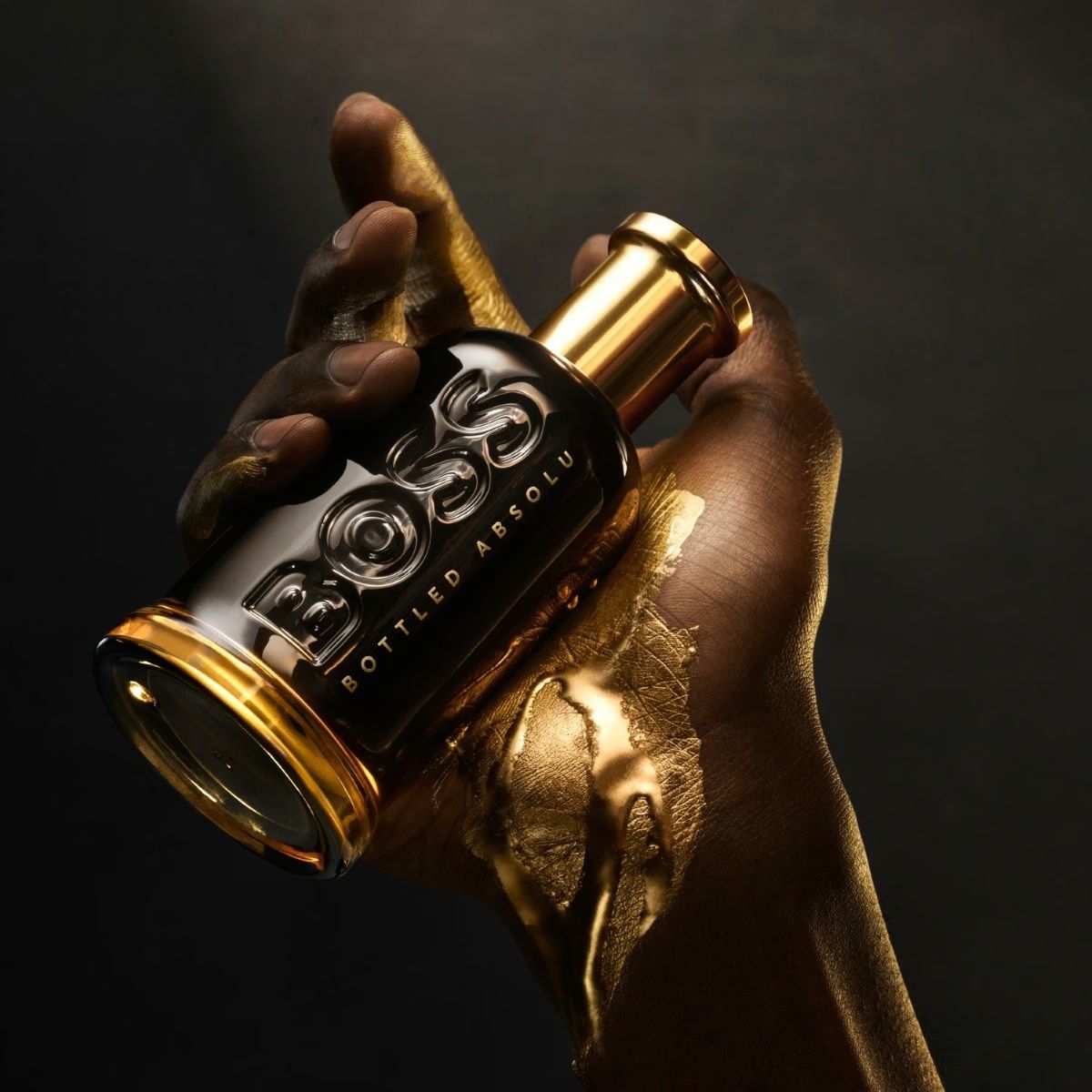 FragranceBD's tweet photo. Being Boss is more than a title - it’s a lifestyle. #sotd #perfume #perfumes #parfum #fragrances #fragrance #smellgood #fragrancelover #perfumeaddict #fragranceaddict #perfumelovers #dhaka #bangladesh #fragrancebangladesh #fragrancebd #HugoBoss https://t.co/YhbbHcwJfA