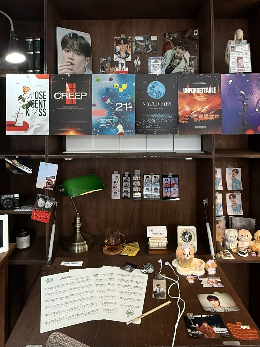 dH_o522's tweet photo. 느좋 책방…📚

#HAPHWI_BIRTHDAY
#햅휘_버스데이 https://t.co/TWQB8ixTe0