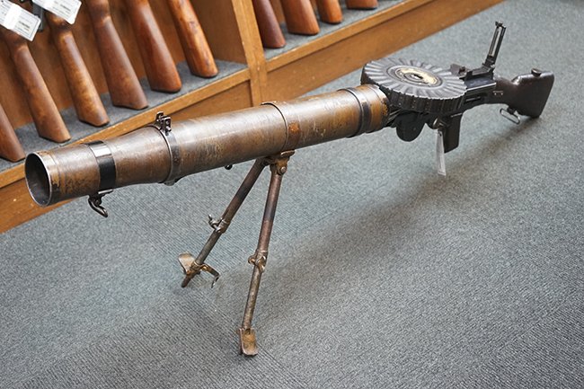 ジークアクスで個人的に感動していたところ ザクマシンガンが聞いてい