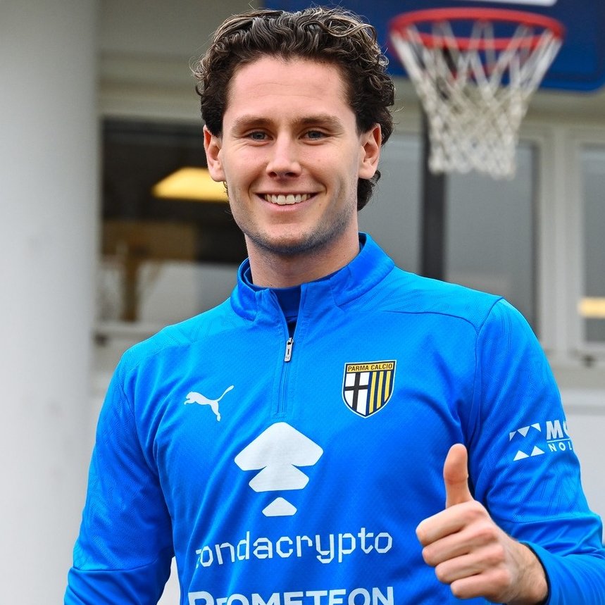 endrelub's tweet photo. Synes Mathias Fjørtoft Løvik var god i debuten for Parma i Serie A, som venstrekant i 4-2-3-1.

Friskt innhopp der han blant annet startet kontringen som førte til Parmas 2-1-ledelse mot Milan.

7/10 på min børs https://t.co/Xvby2q4U1E