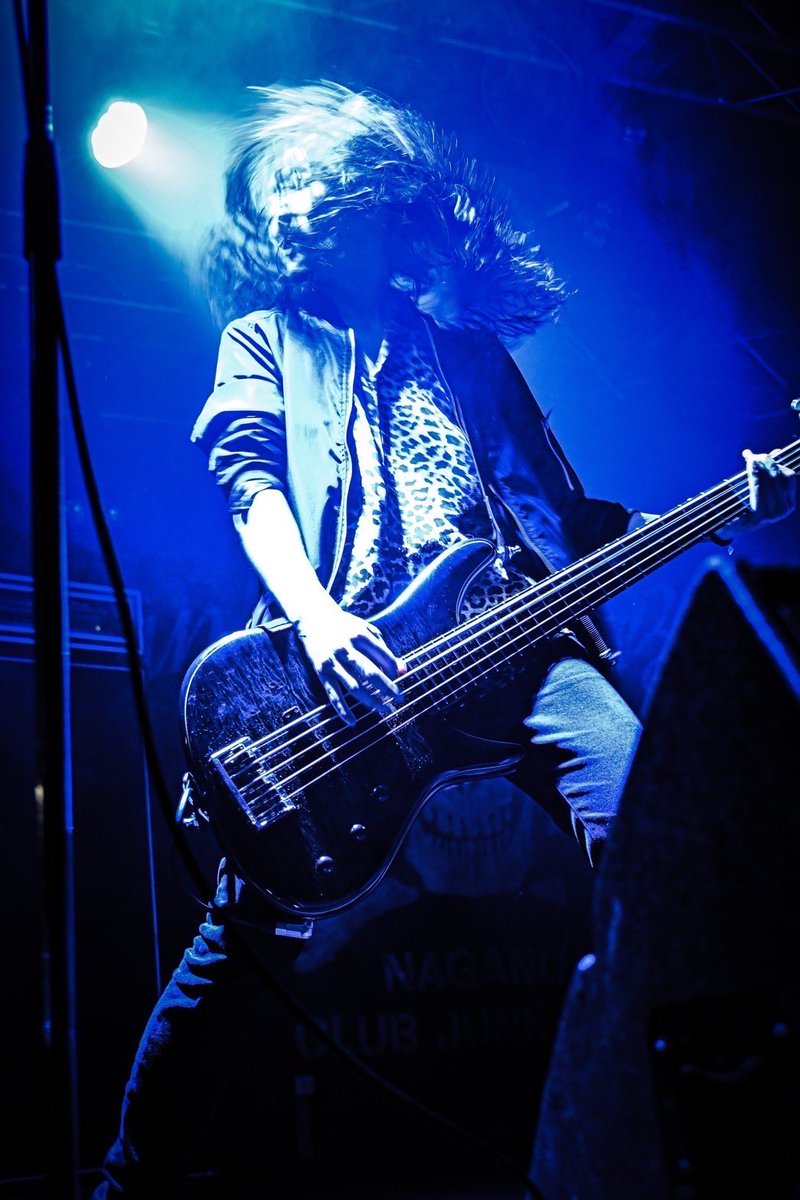 iLLSOMiA's tweet photo. ◣◥◣◥◣◥◣◥◣◥◣◥◣◥◣◥ 

2025.1.26(Sun)
魑魅魍魎×NAGANO CLUB JUNK BOX Pre.

「CROSS OVER」

Live Photo🔥

photo by @ten_film_29 
◣◥◣◥◣◥◣◥◣◥◣◥◣◥◣◥ https://t.co/j5wzyRVPOA