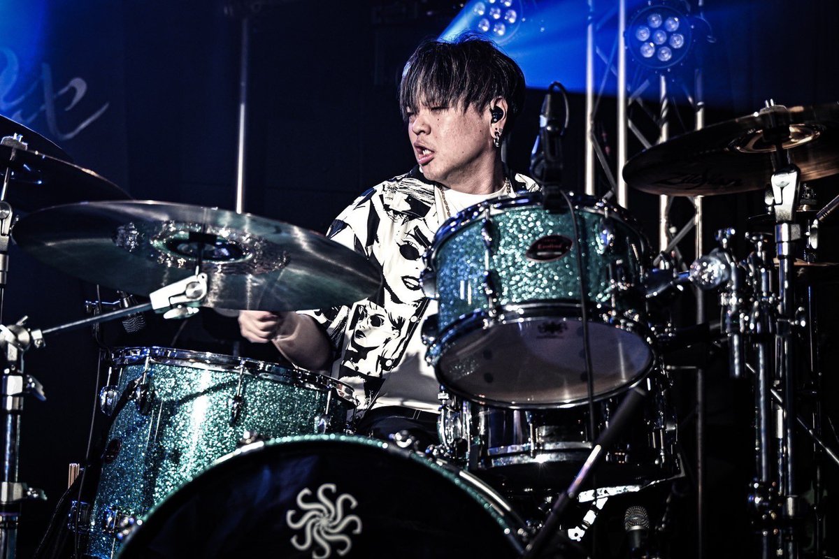 iLLSOMiA's tweet photo. ◣◥◣◥◣◥◣◥◣◥◣◥◣◥◣◥ 

2025.1.26(Sun)
魑魅魍魎×NAGANO CLUB JUNK BOX Pre.

「CROSS OVER」

Live Photo🔥

photo by @ten_film_29 
◣◥◣◥◣◥◣◥◣◥◣◥◣◥◣◥ https://t.co/j5wzyRVPOA