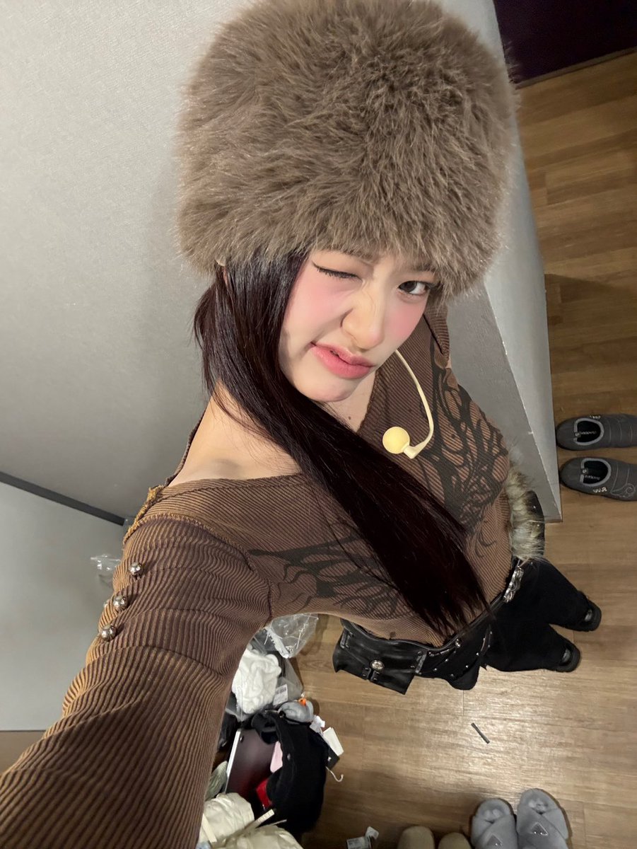 레블하트야 잘가요~ ♡♡

#IVE #아이브
#ANYUJIN #안유진