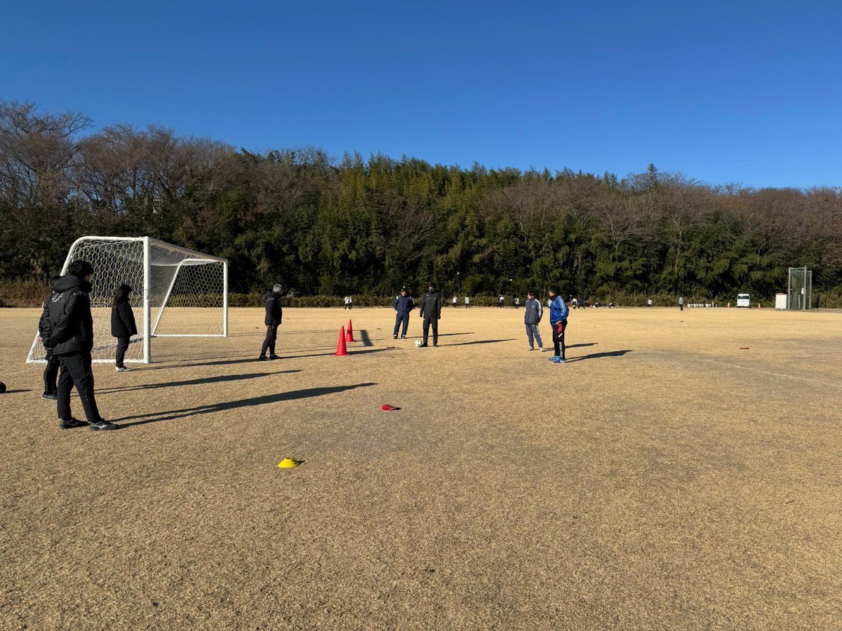 oizumifc3838's tweet photo. 昨日��日(1/25・26)と #GuFA #指導者養成部事業 2024年度 #C級コーチ養成講習会 #群馬FA 第3コース2週目
今日はチューターとしてトレーニングメニューを考えてコーチングデモを行いましたが、思い通りに行かず、まだまだ精進が必要だと再認識しました。効率よく分かりやすく伝えられるように。汗 https://t.co/GnPRJLbALJ