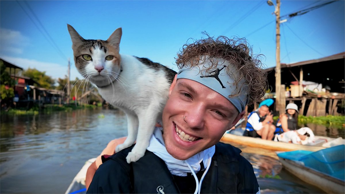 the1ZK's tweet photo. Boating in Bangkok Canals...WITH CATS!

https://t.co/9JqB0chbAM https://t.co/rhymXAspbX
