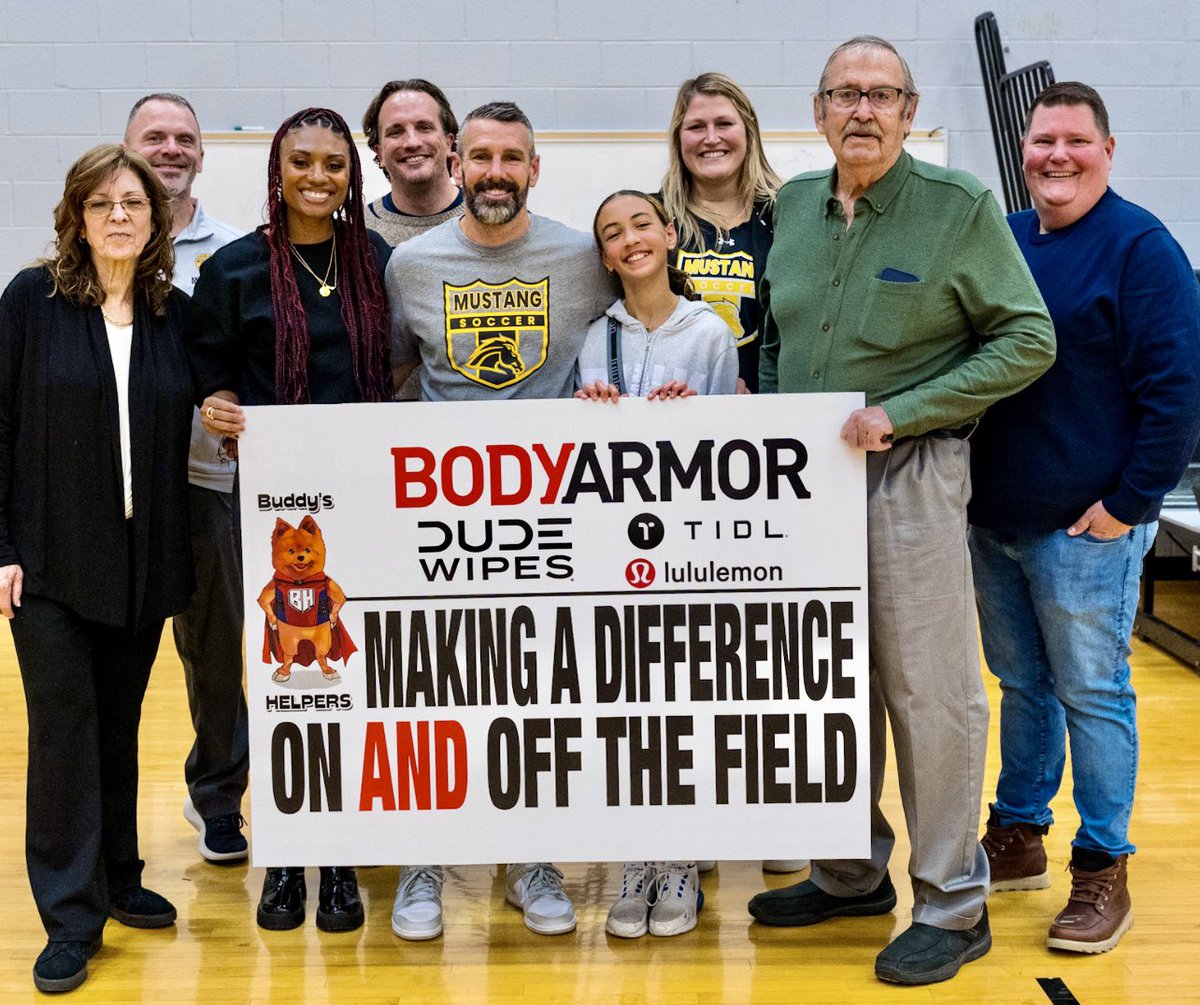 TrustTrost's tweet photo. Smiles all around for a former student athlete turned teacher and mentor at an all-school assembly during #NationalMentorMonth.
Josh Robinson, a 21-year veteran leader at @MeteaValley just outside #Chicago, was honored and surprised by the #MakingADifferenceOnANDOffTheField campaign presented by @BuddysHELPERS.
For those that don’t know, Josh was a standout student athlete at St. Charles High School, played D-I soccer at UIC and is now the leader of the school’s Captain Council, which is where student athletes build leadership and community-enhancing skills. The council does community service in the Aurora/Naperville regions, as well as working with the surrounding elementary schools.
January marks the 109th consecutive month - 10 straight years - of special moments across the U.S. from the campaign.