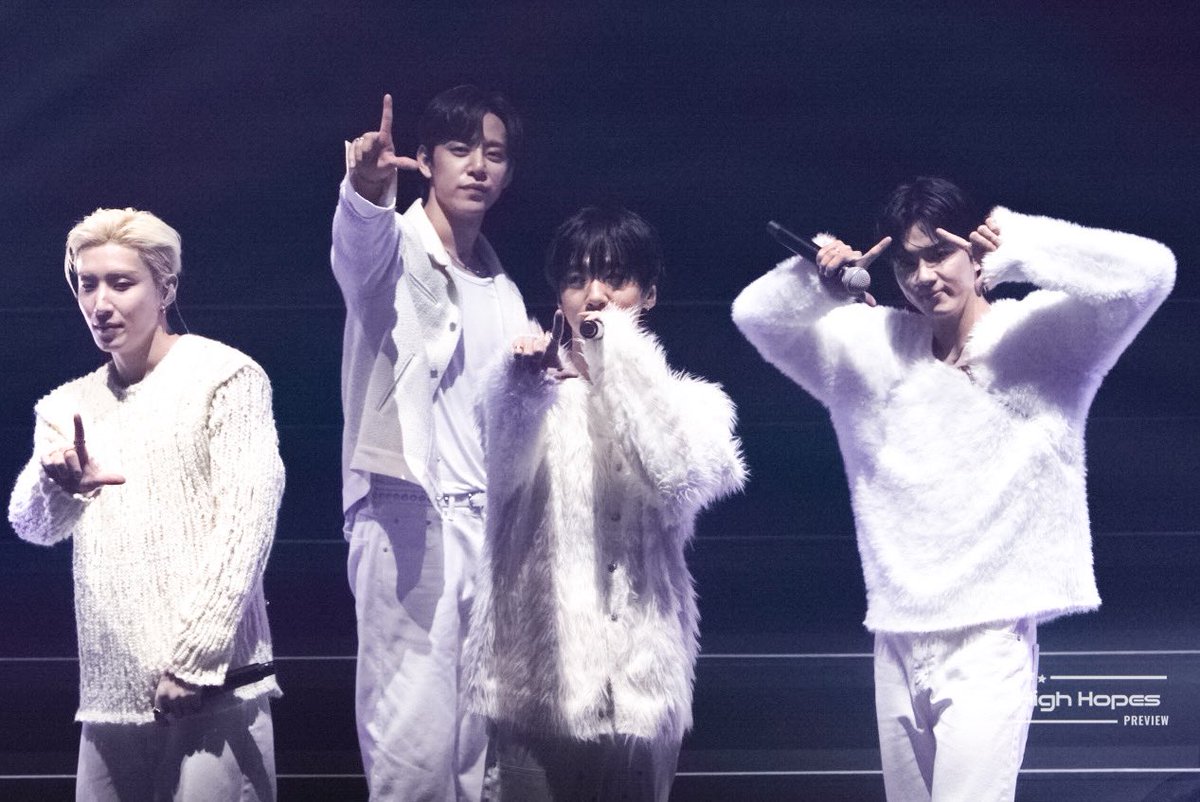 HighHopes_YJ's tweet photo. 2025.01.26
[Farewell, Earth] IN TAIPEI

💚

#BAP #방정유문 https://t.co/GwFD4UGW4W