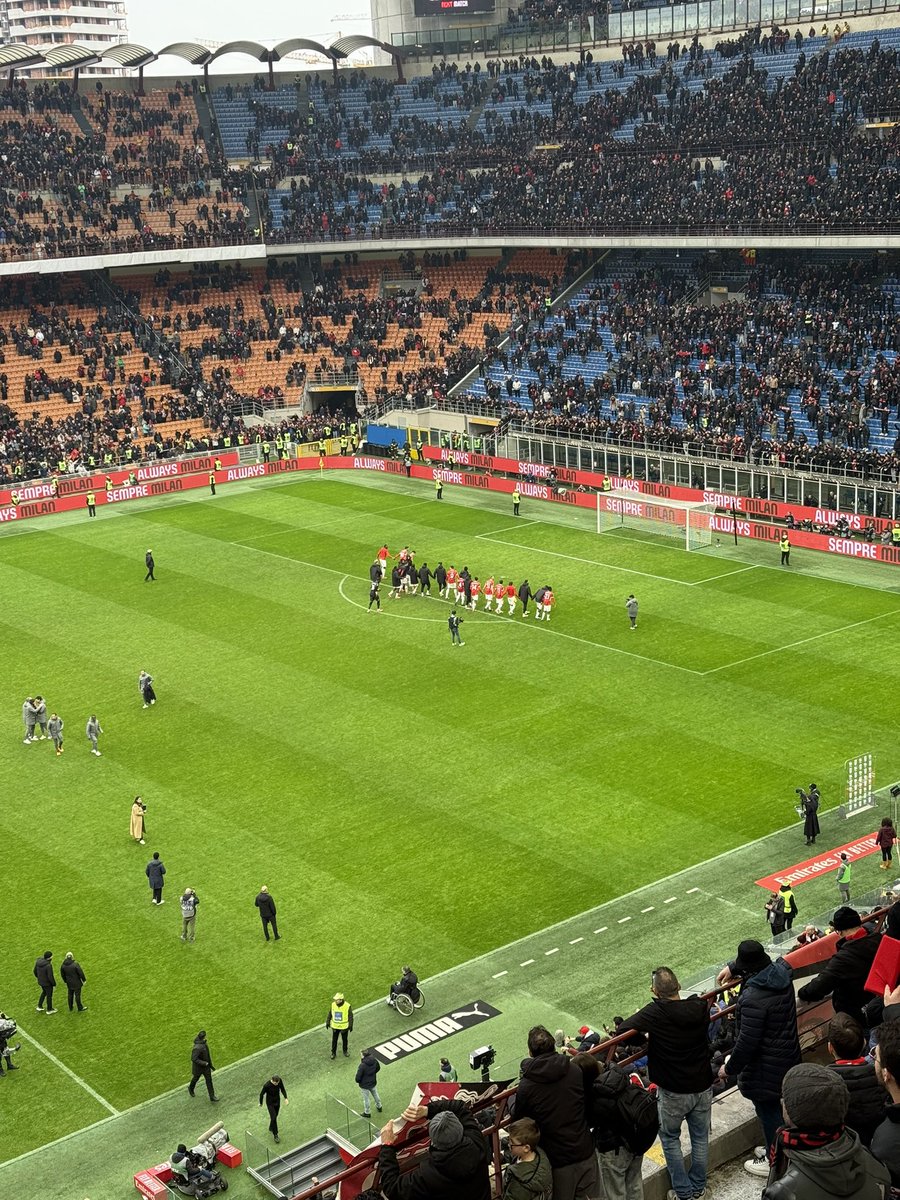 <a href="/ACMilanNYC/">AC Milan Club New York City</a> <a href="/ACMilanSydney/">The AC Milan-Godfather</a> <a href="/ACMilan_Brasil/">AC Milan Brasil</a> <a href="/milanfansbh/">Ac Milan  Bahrain</a> <a href="/acmilan_chicago/">Milan Club Chicago</a> <a href="/MilanClubTO/">Milan Club Toronto Paolo Maldini</a> <a href="/ACMClubMTL/">Milan Club Montreal</a> <a href="/MilanClubPhilly/">Milan Club Philly</a> <a href="/D_Mendez3/">Derwuin</a> <a href="/Drama_In_Oz/">ACMilan Drama</a> <a href="/aussierossonero/">aussierossonero</a> lunch match 🌭⚽️,ma che sofferenza