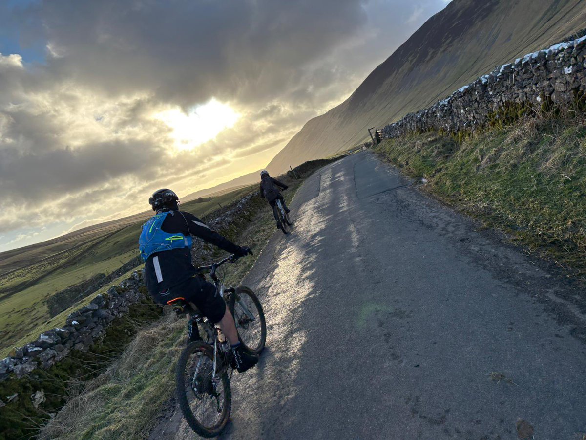 Davewilliams125's tweet photo. Amazing, but cold day biking yesterday https://t.co/uULx5w87op