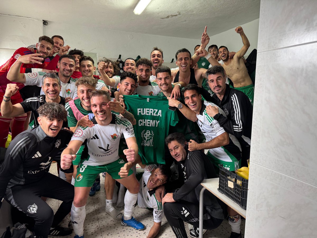 ¡Que orgullosode todo mi equipo! A seguir trabajando juntos Familia 💚🤍