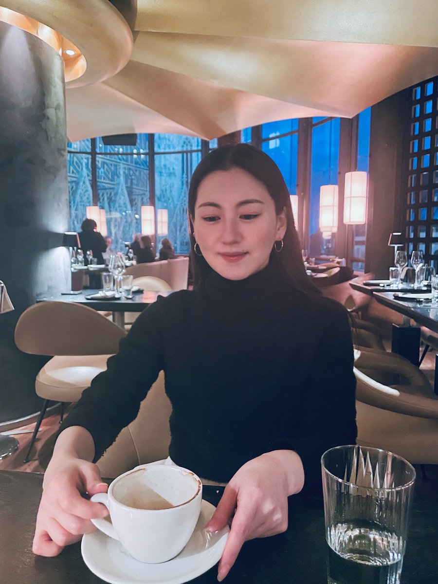 田中彩子さんDrawer☆ノヴェスタMARATHON SNEAKER 19SS｜レディース 