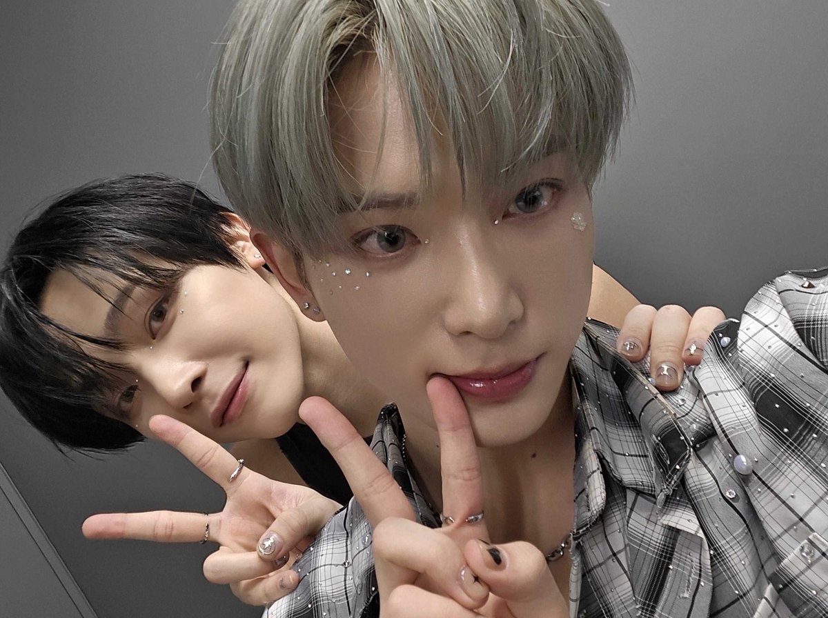 HARUA_FR's tweet photo. 📲 ─ W UPDATE

#HARUA : 25.01.26 inkigayo 📸
(2/2)

 #andTEAM #앤팀
#하루아 #ハルア #HARUA https://t.co/LvicD5Zsm5