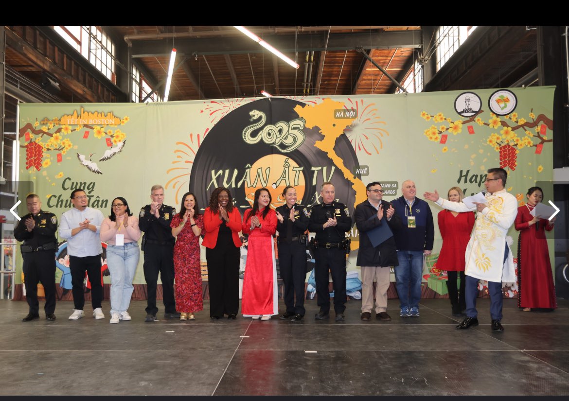 Nora Baston tweet media