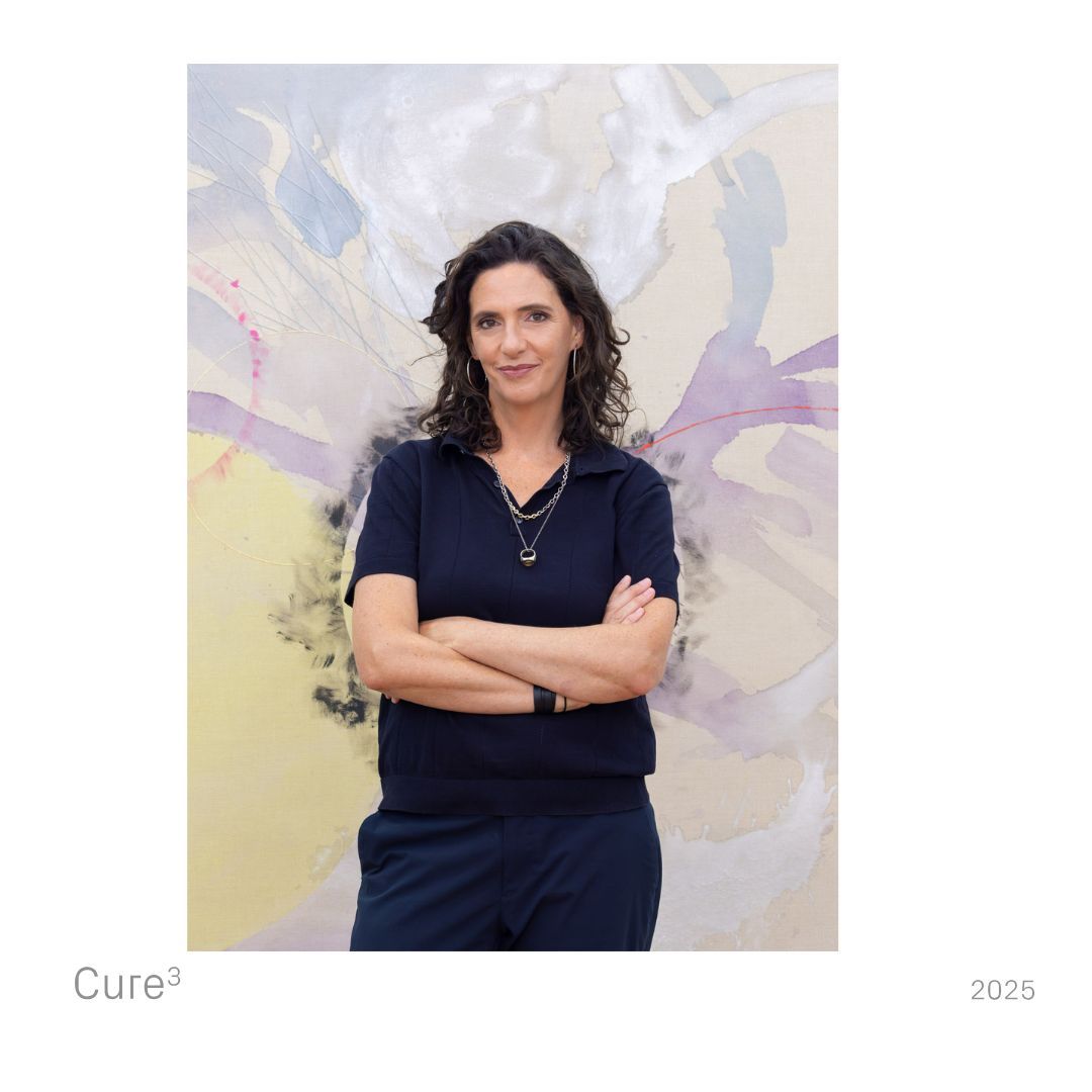 Cure3Exhibition's tweet photo. 'Serrated light' by Jessica Rankin commissioned for @cure3exhibition. Cure³ will return on 1-5 February 2025.
Link in bio for more information about the innovative Cure³.
#jessicarankin #cure3 #artwisecurators #bonhams #bonhams1793 #cureparkinsons https://t.co/8yrjYsXfb6