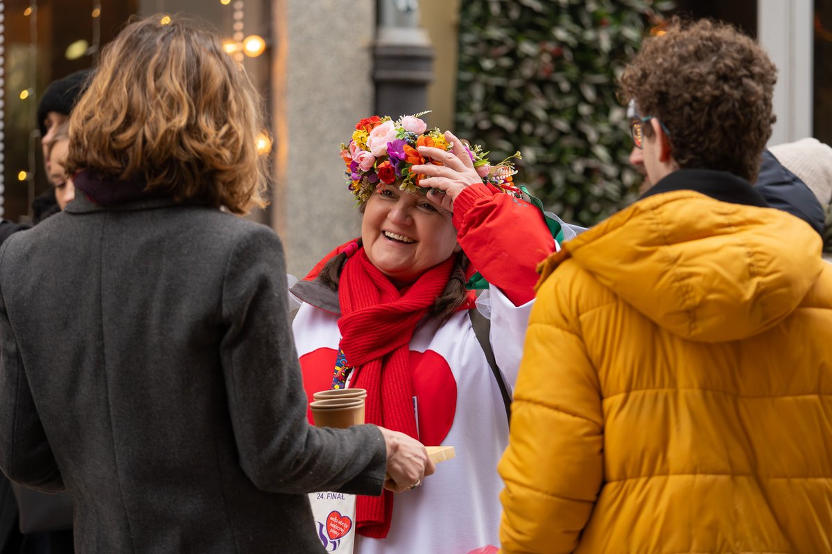 MagdaBiejat's tweet photo. Dzisiaj wszyscy wspieramy dzielnych wolontariuszy WOŚP ❤️ Bardzo dziękuję za Waszą pracę i wsparcie dla dzieciaków! 🥰

#lewica #biejat2023 #wosp2025 https://t.co/Zj5fsRhcI1