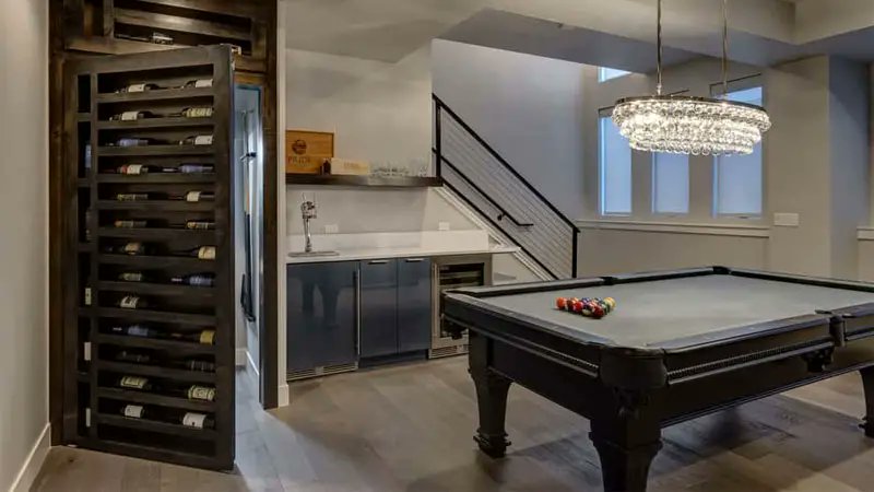 EmeraldRealtyMI's tweet photo. Let us help you figure out how to convert your basement into a functional, beautiful space.

Below, we’ve gathered 35 basement design ideas for you. Take your time and see if any of these styles could work
 https://t.co/R8o46Tursj https://t.co/SkDPKNfGAX