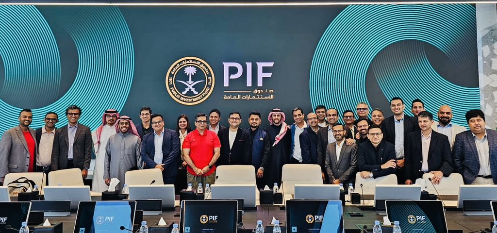 bhavikvasa's tweet image. An incredible experience meeting the @PIF_en team in Riyadh with the Tech Entrepreneurs Association of Mumbai (TEAM)! Grateful for the opportunity to explore and strengthen ties between Saudi Arabia and India’s thriving tech ecosystems. 🌍🚀 #TechPartnerships @mumbai_tech_
