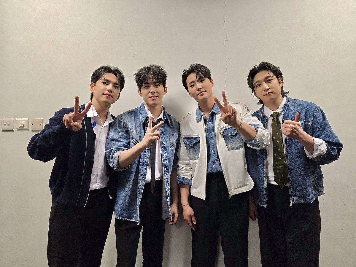 Sungjin. tweet media