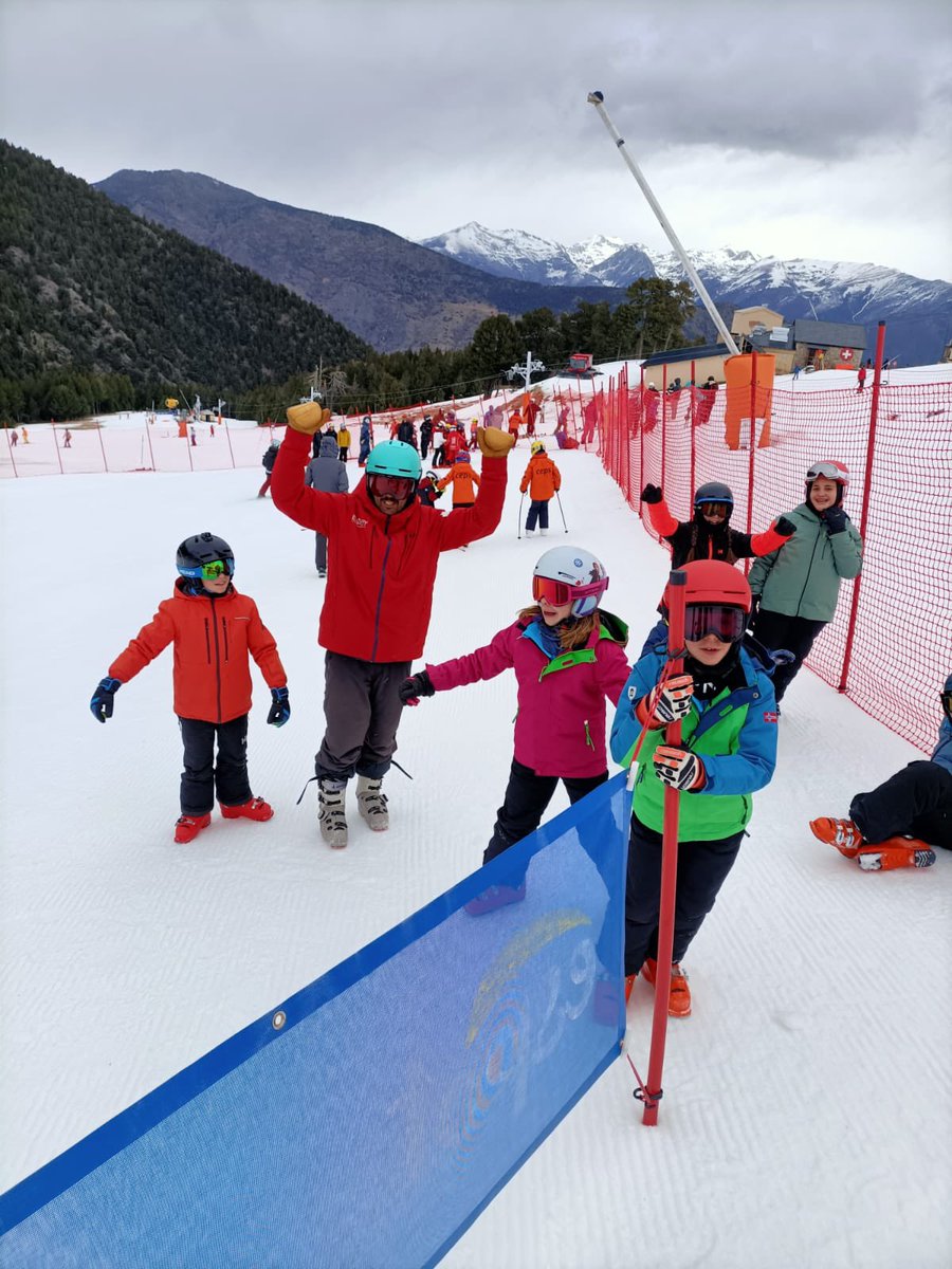Consell Esportiu Pallars Sobirà (@cepallarssobira) on Twitter photo Fase Intercomarcal d’Esquí Alpí dels
JEEC i Cursa d’Esport Popular 2024/2025
Avui hem fet la cursa de la Lliga d'esquí escolar a Espot, 97 inscrits han estat protagonistes d'una gran jornada d'esquí! ⛷️👏
<a href="/CEPallarsSobira/">Consell Esportiu Pallars Sobirà</a> <a href="/CEPallarsJussa/">CE Pallars Jussà</a> <a href="/UCECcat/">Consells Esportius de Catalunya</a> Fase Intercomarcal d’Esquí Alpí dels
JEEC i Cursa d’Esport Popular 2024/2025
Avui hem fet la cursa de la Lliga d'esquí escolar a Espot, 97 inscrits han estat protagonistes d'una gran jornada d'esquí! ⛷️👏
<a href="/CEPallarsSobira/">Consell Esportiu Pallars Sobirà</a> <a href="/CEPallarsJussa/">CE Pallars Jussà</a> <a href="/UCECcat/">Consells Esportius de Catalunya</a>
