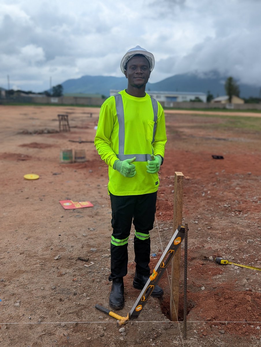 BisankaKing's tweet photo. Precision x Focus x Accuracy
Happy Sundays Everyone
#Eng.#KingBisanka #ProjectsEngineer #Construction #CivilEngieering https://t.co/3LCNiiZe56