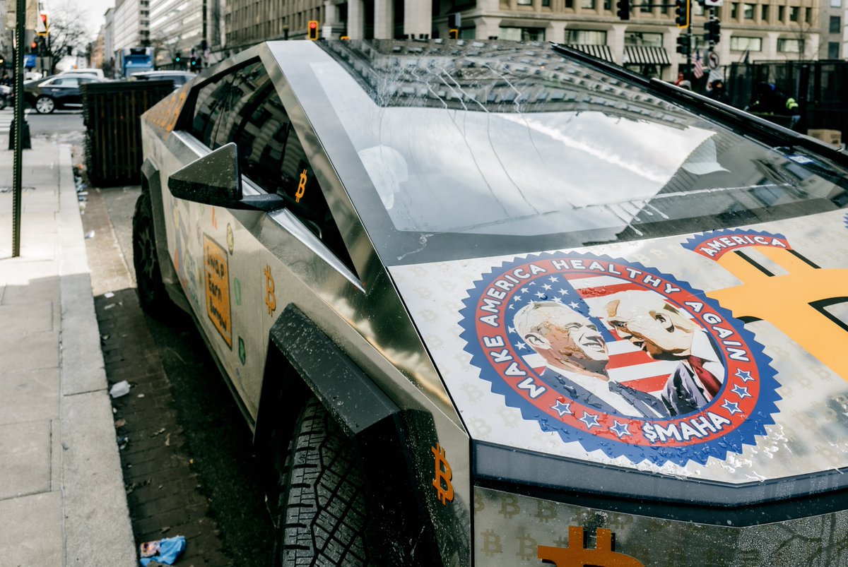 DavidHimbert's tweet photo. @elonmusk 's stroke of genius is that he will accelerate the energy transition by getting Trump supporters to buy electric cars! #ElonMusk #tesla #CyberTruck https://t.co/17sxpVeB0u