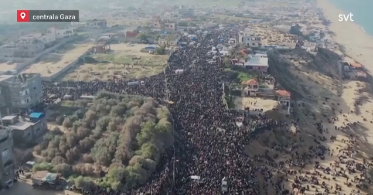 Tusentals palestinier samlade för att ta sig norrut. svt.se/nyheter/utrike…