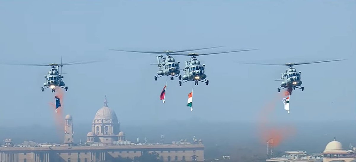saloninagar29's tweet photo. Petals showered by Mi-17 1V helicopters from 129 Helicopter Unit in the Dhwaj Formation. This formation of helicopters is led by Group Captain Alok Ahlawat.
#RepublicDay2025 #RepublicDayIndia #RepublicDayWithSkyForce https://t.co/8mhjGyyipI