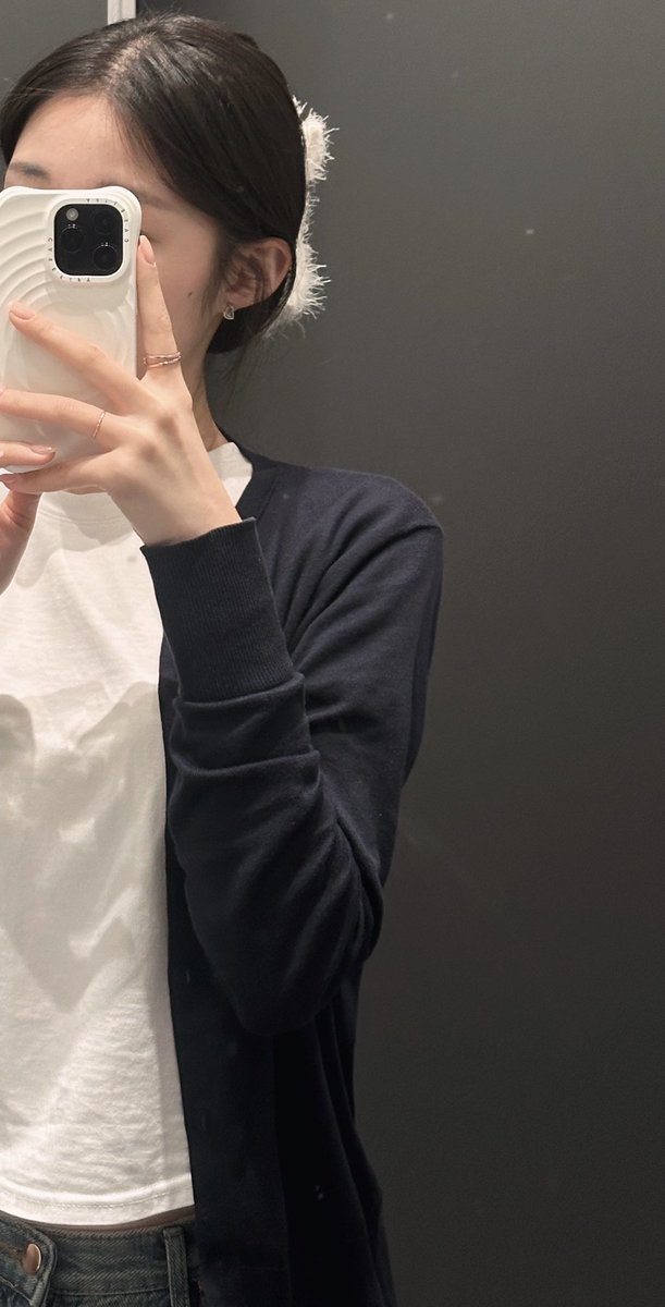 민철t 강기분 복습하고, 기현t idea 복습하다가 삼각함수 부족한 부분 알아버려서 개념노트를 다시 펼쳐본 날…강기분 어휘 문제는 왜틀렸던건지 아직도 어이가없네…기본적인 것들 하나하나씩 다시 체크해 나가면서 공부하자고 다짐을 해본다..!